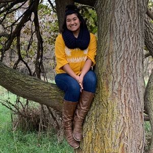 Meet your Posher, Felicia